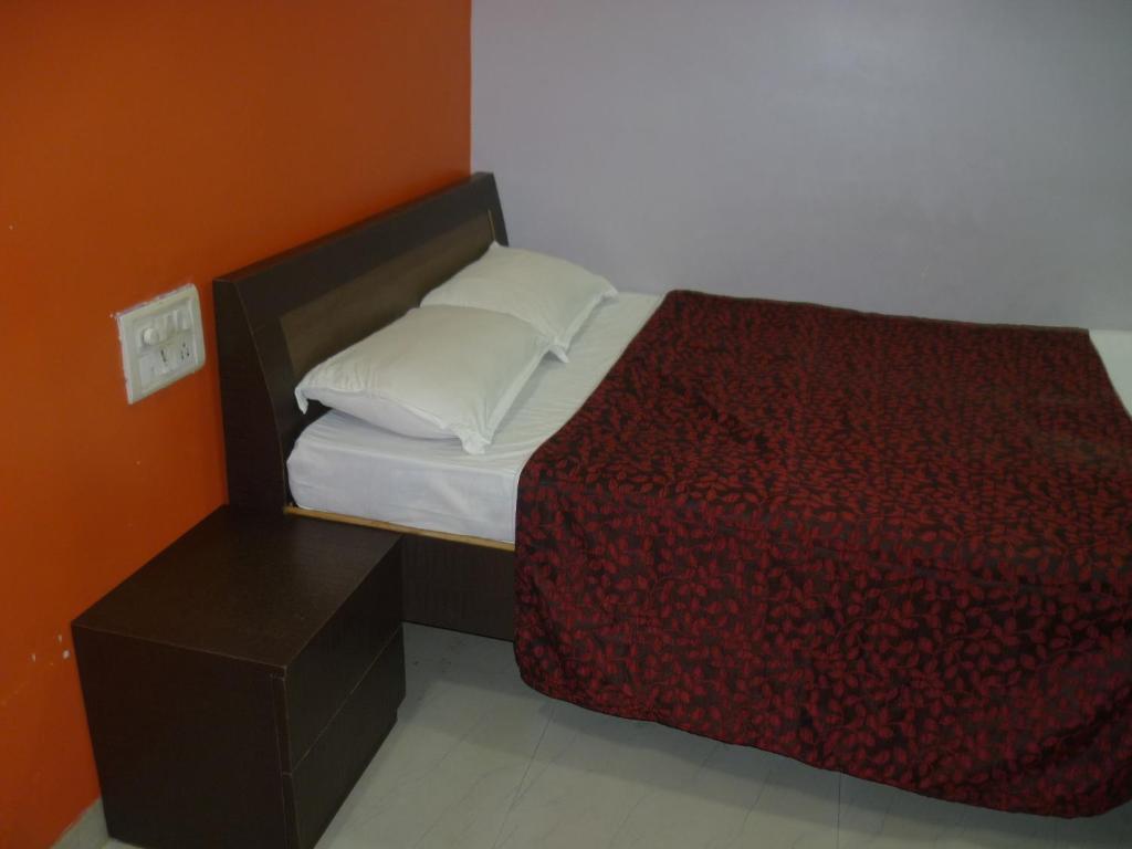 Ihotel Bombay Habitación foto
